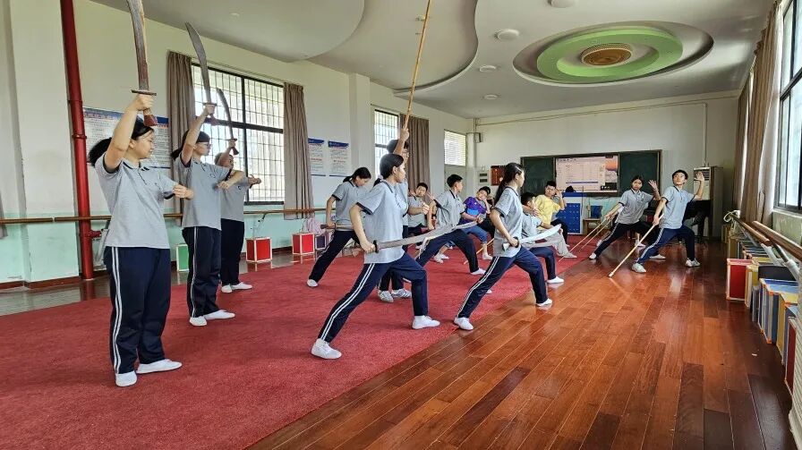 学校获评优秀组织奖