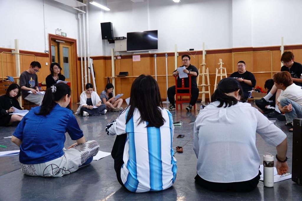 认真暑训 备战“邀请展”